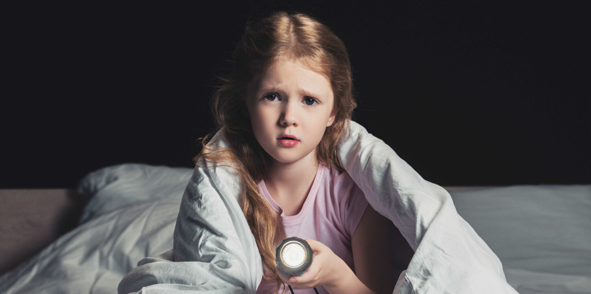 страх темноты в детстве - признак наличия экстрасенсорных способностей